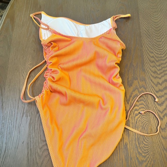 Orange Pink Striped Ribbed Ruched One Piece Swimsuit Women Size lage - Picture 3 of 3